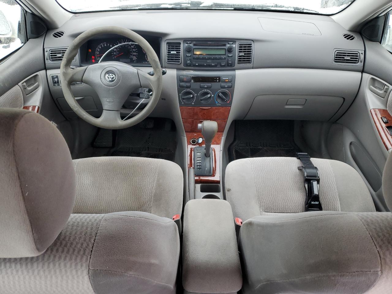 2005 Toyota Corolla - Image 8