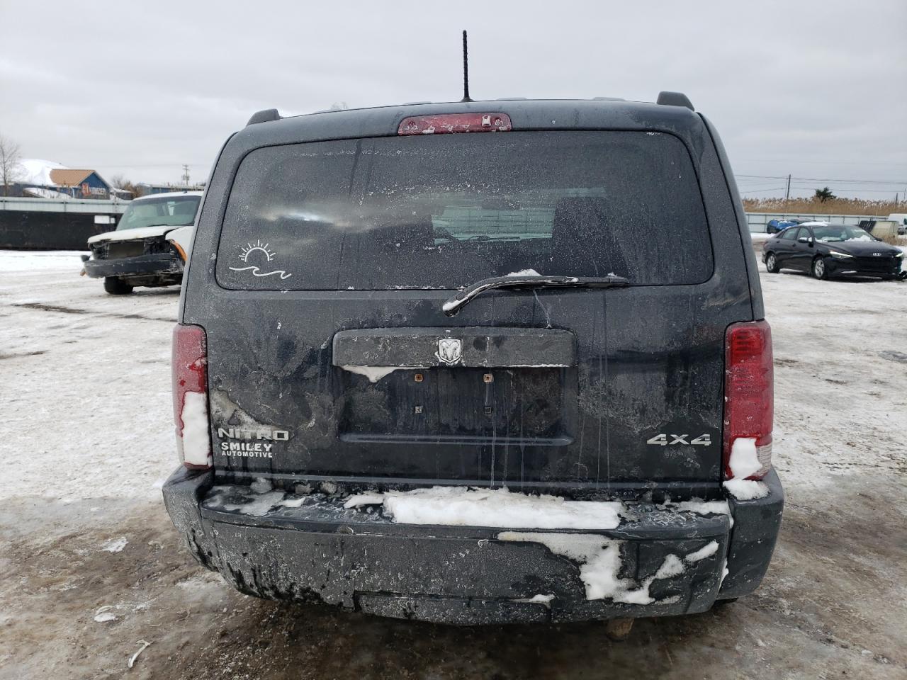 2008 Dodge Nitro - Image 6