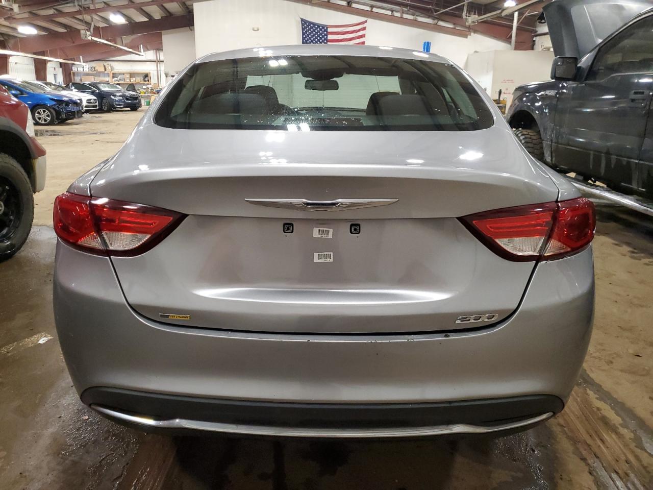2015 Chrysler 200 - Image 6