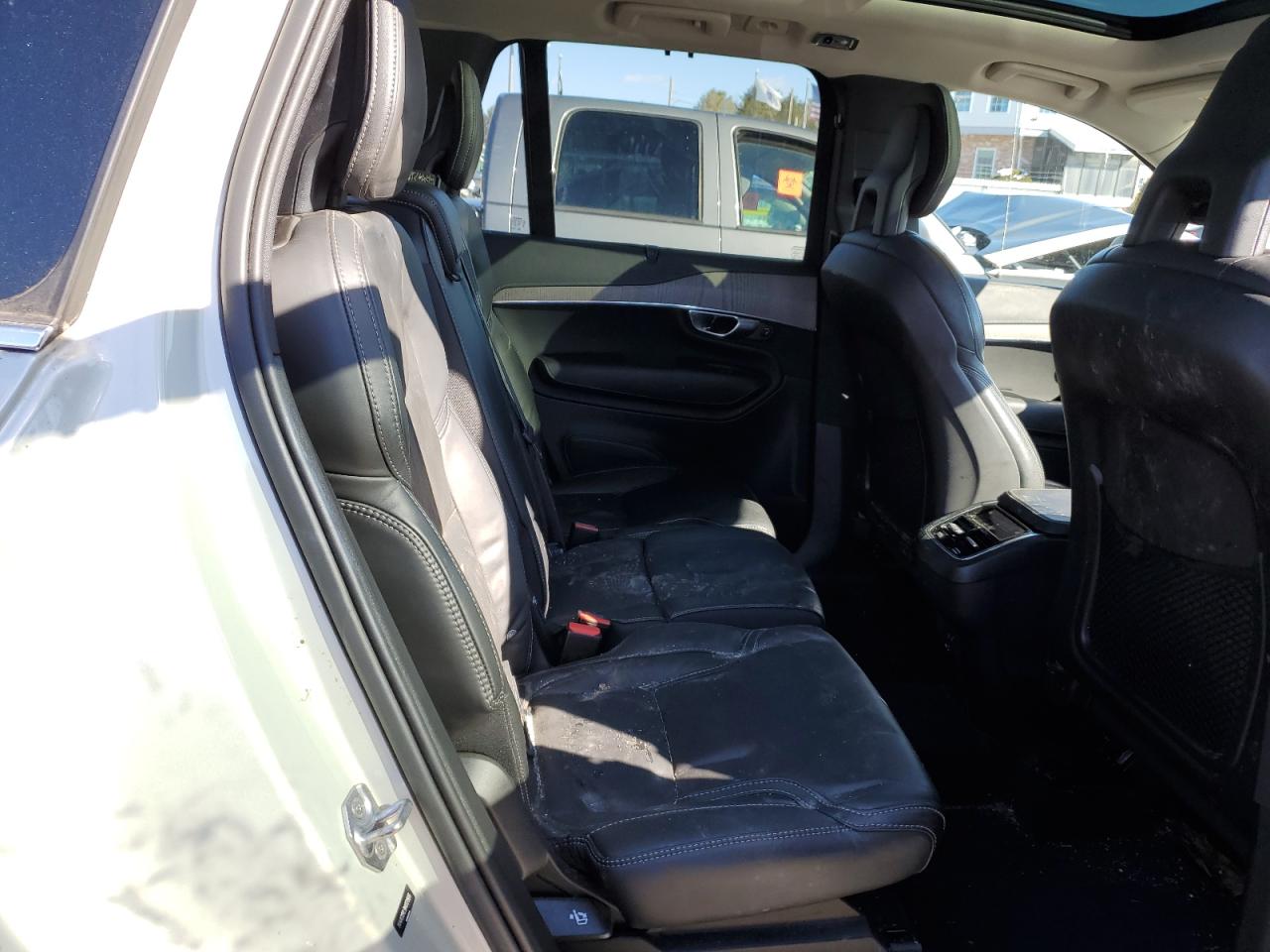 2021 Volvo XC90 - Image 11