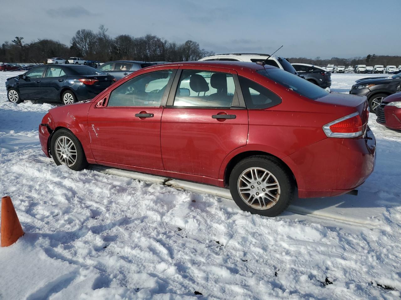 2011 Ford Focus - Image 2