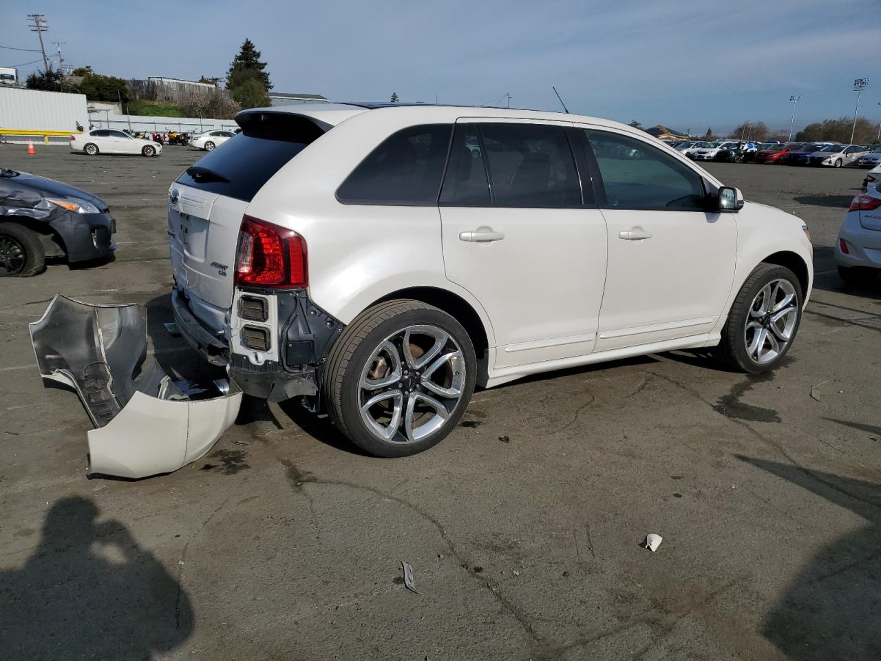 2012 Ford Edge - Image 3