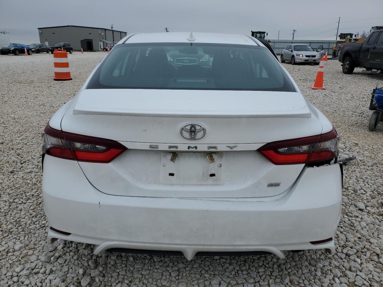 2021 Toyota Camry - Image 6