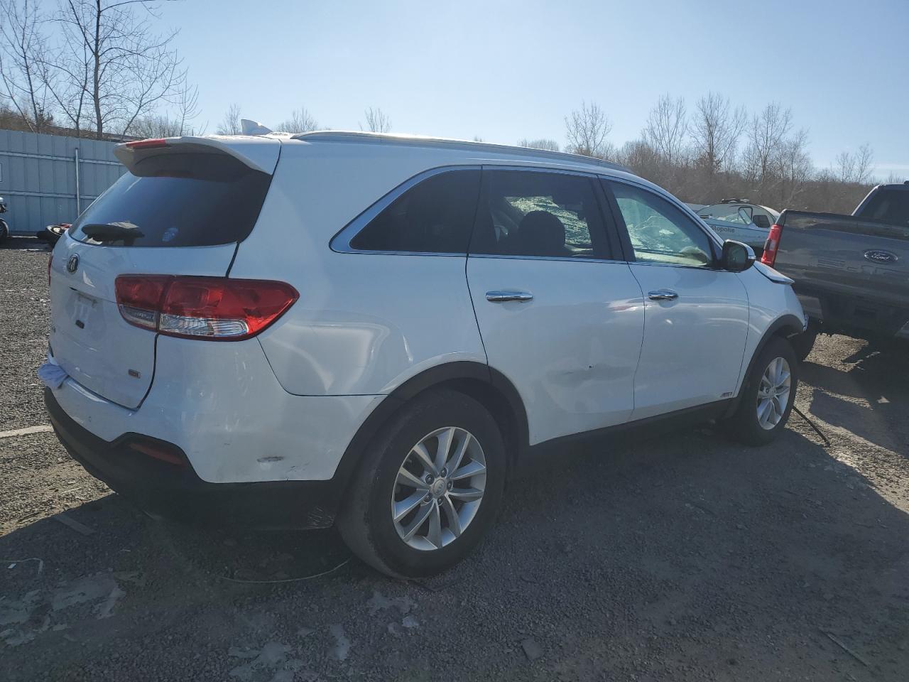 2018 Kia Sorento - Image 3