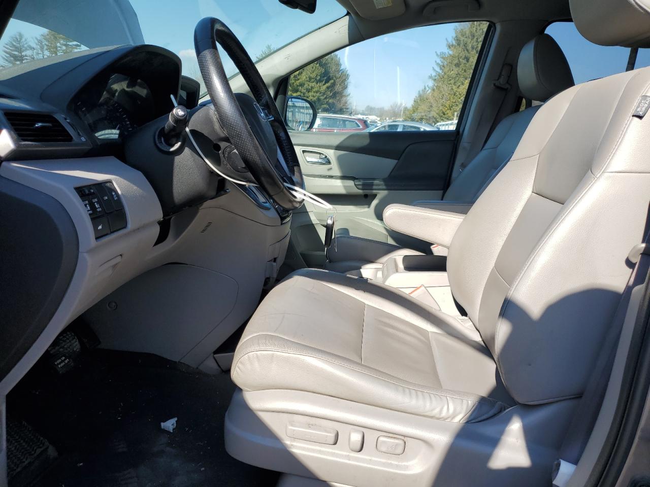 2016 Honda Odyssey - Image 7