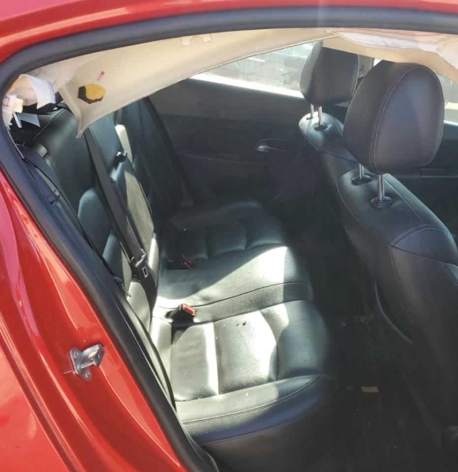2014 Chevrolet Cruze - Image 10