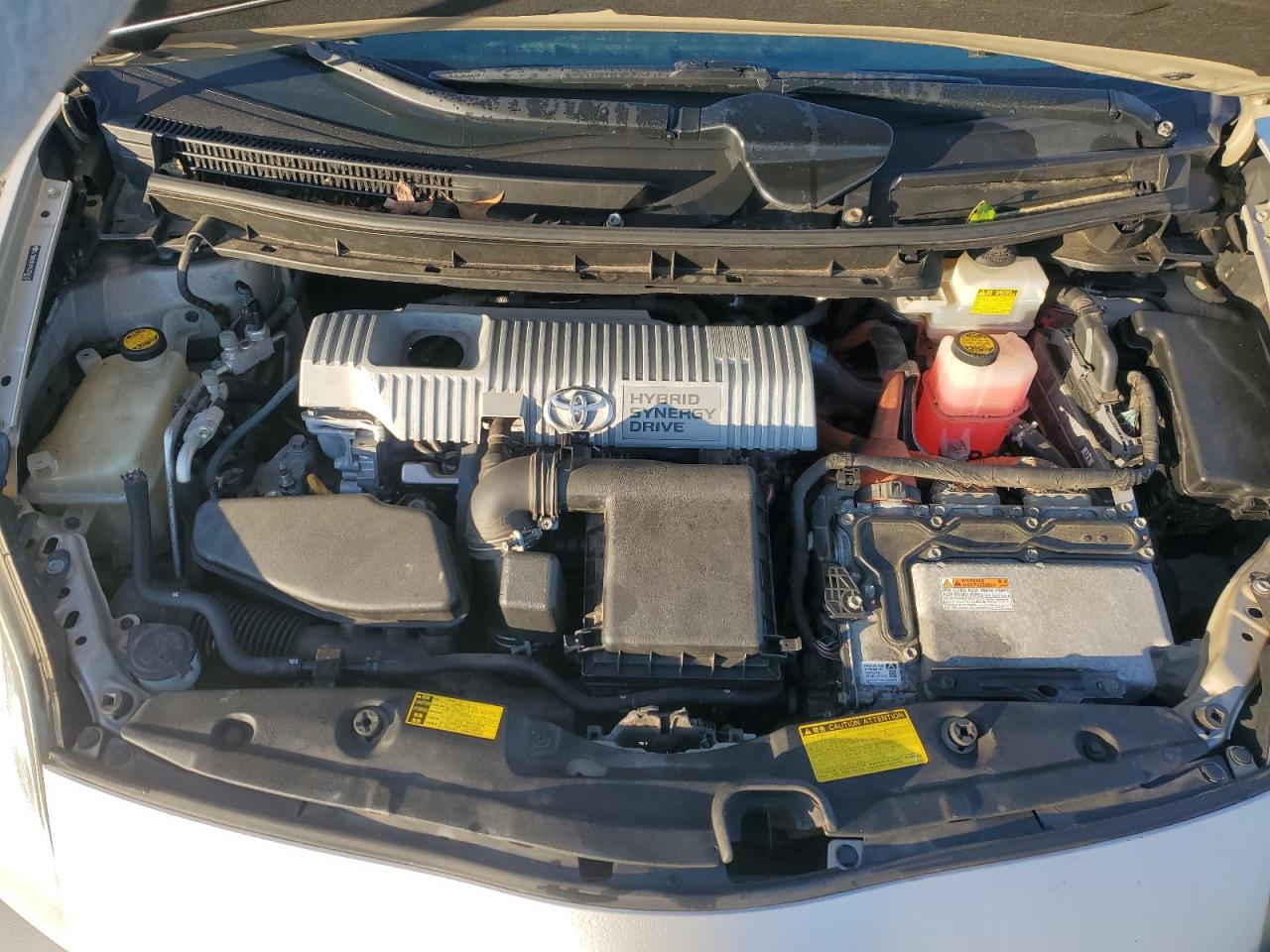 2010 Toyota Prius - Image 11
