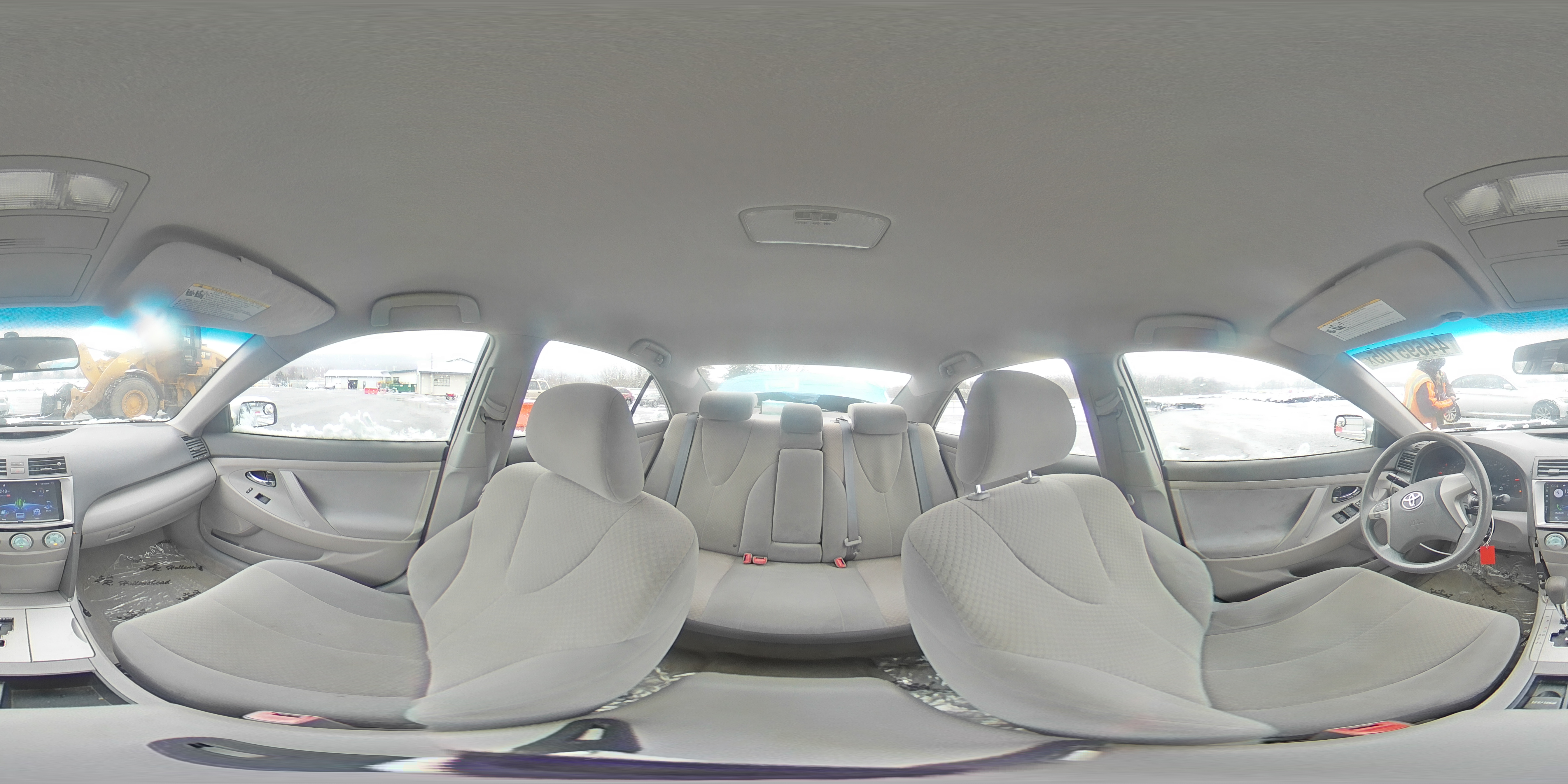 2009 Toyota Camry - Image 13