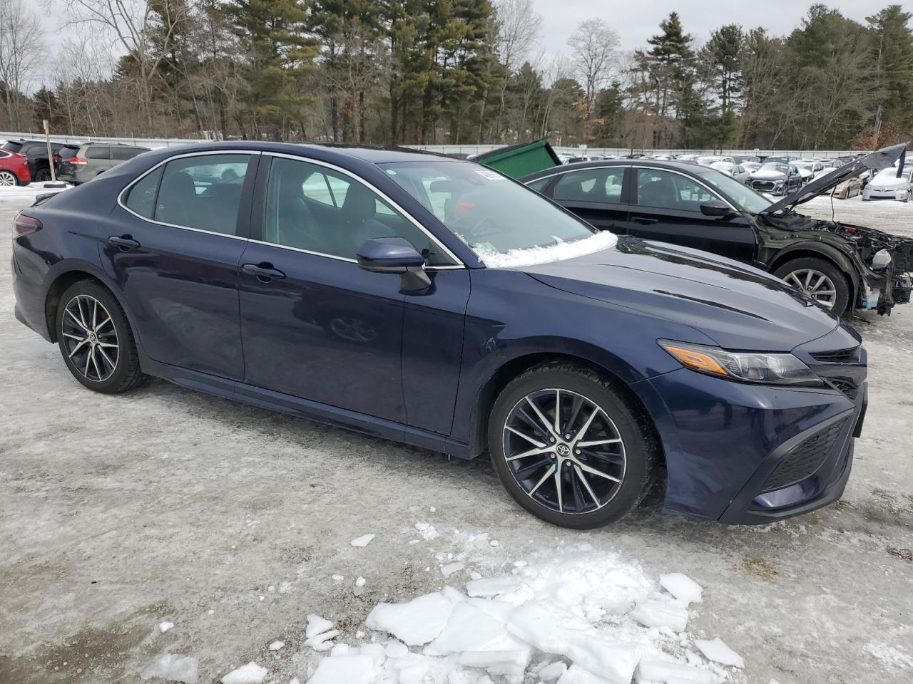 2021 Toyota Camry - Image 4