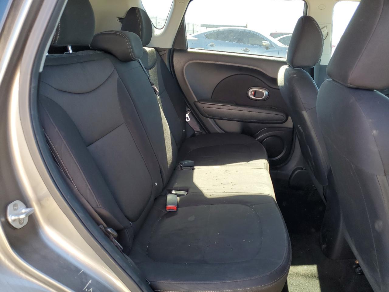 2016 Kia Soul - Image 11