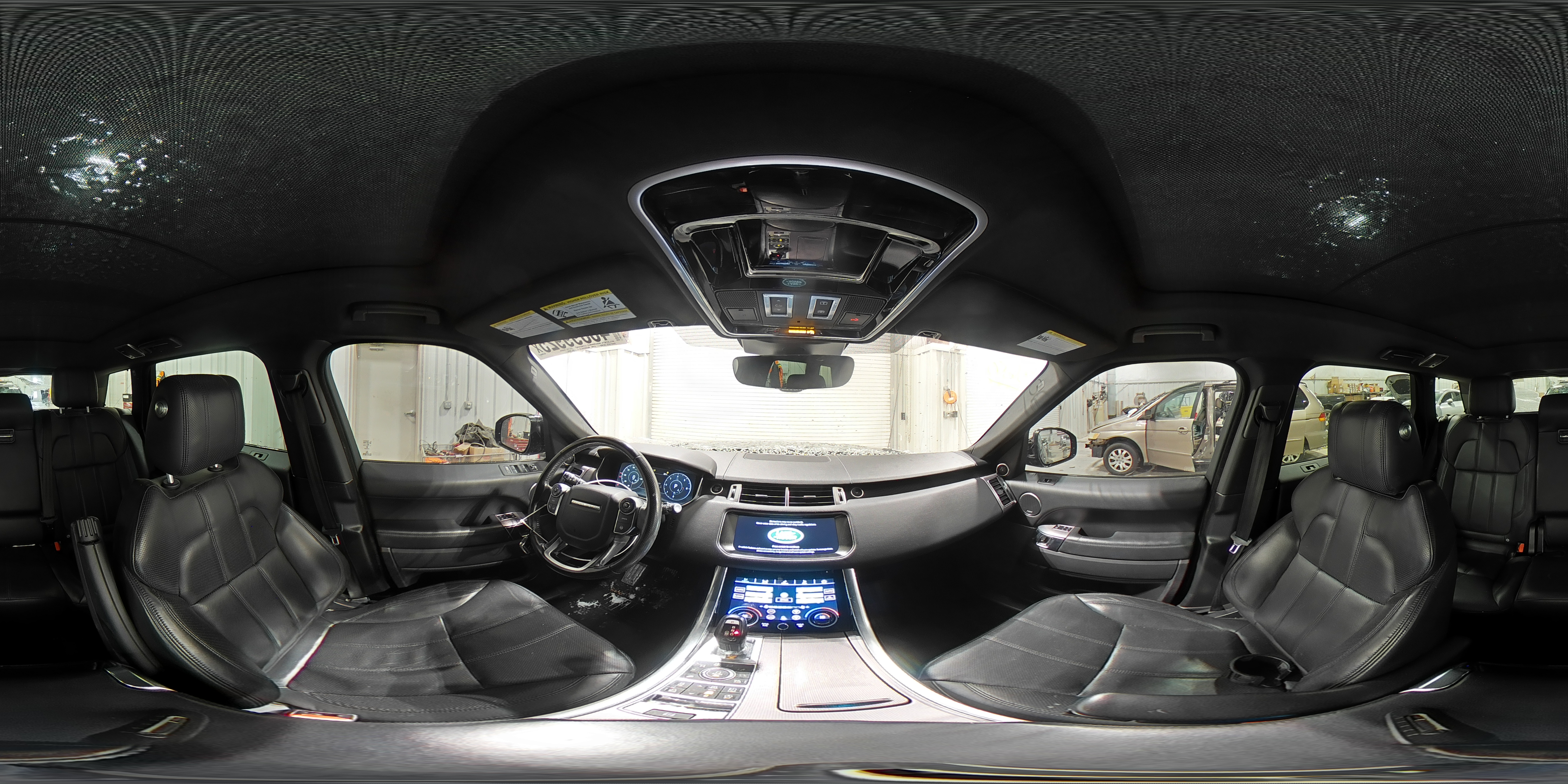 2017 Land Rover Range Rover - Image 13