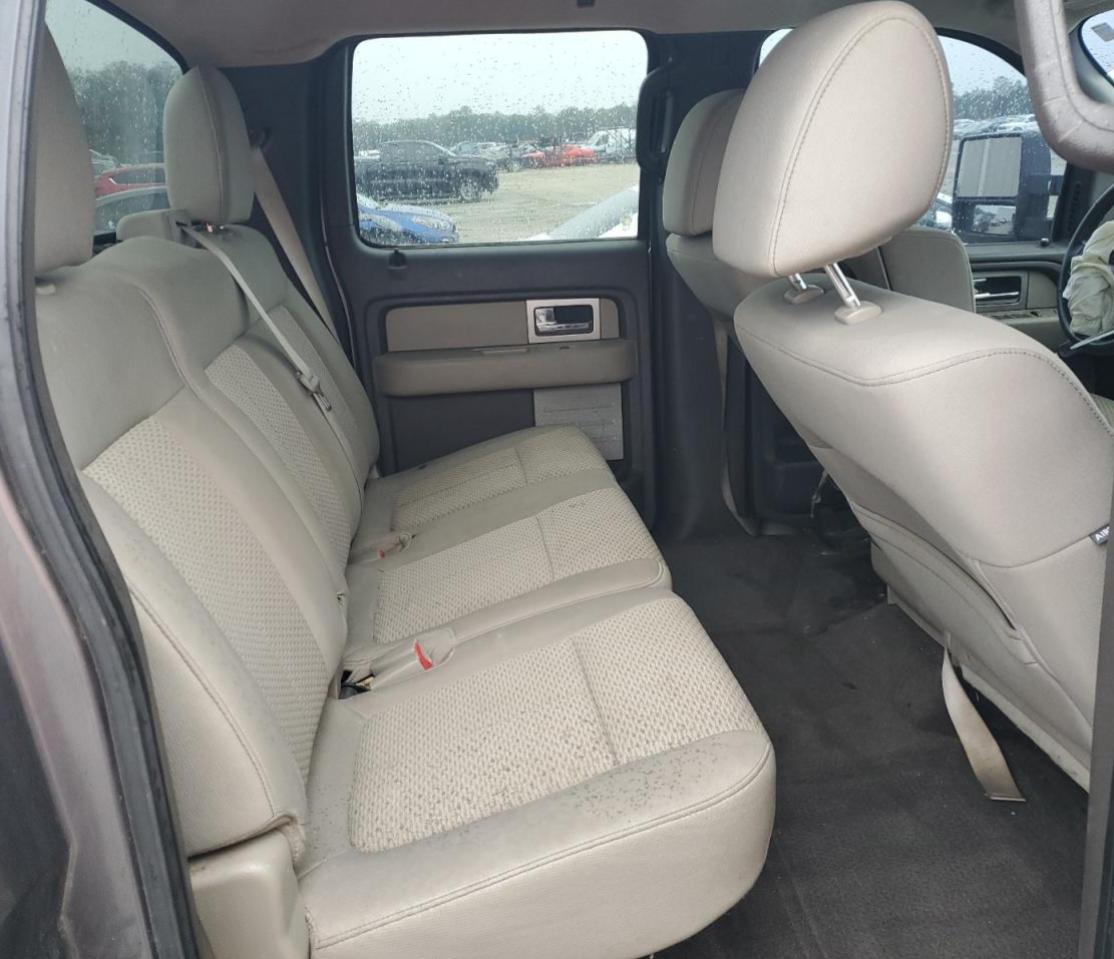 2010 Ford F-150 - Image 10