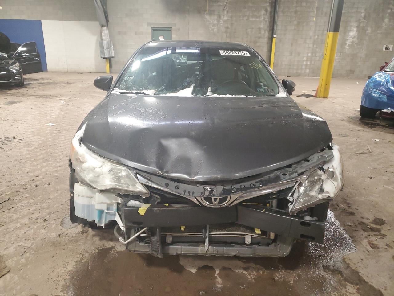 2012 Toyota Camry - Image 5