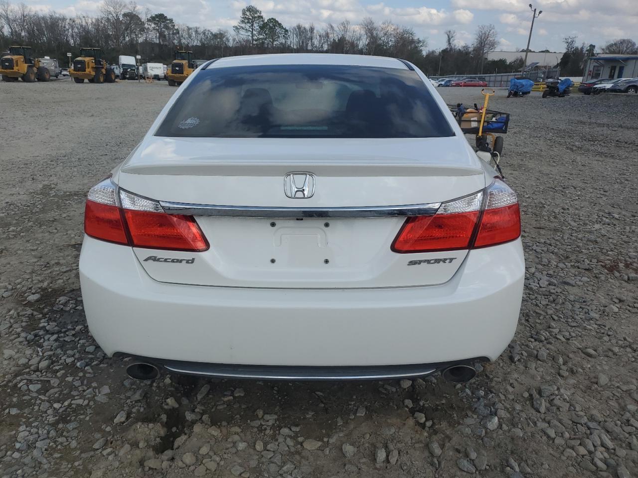 2015 Honda Accord - Image 6