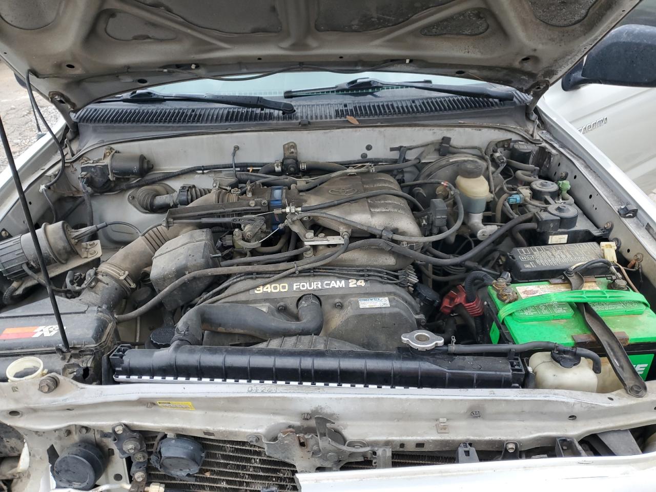 2001 Toyota Tacoma - Image 13