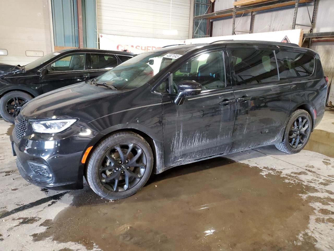 2022 Chrysler Pacifica - Image 1