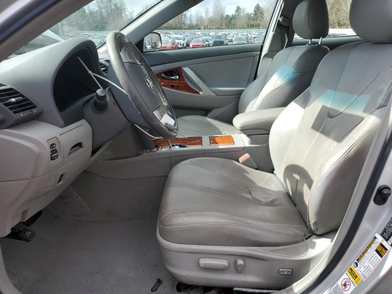 2011 Toyota Camry - Image 7
