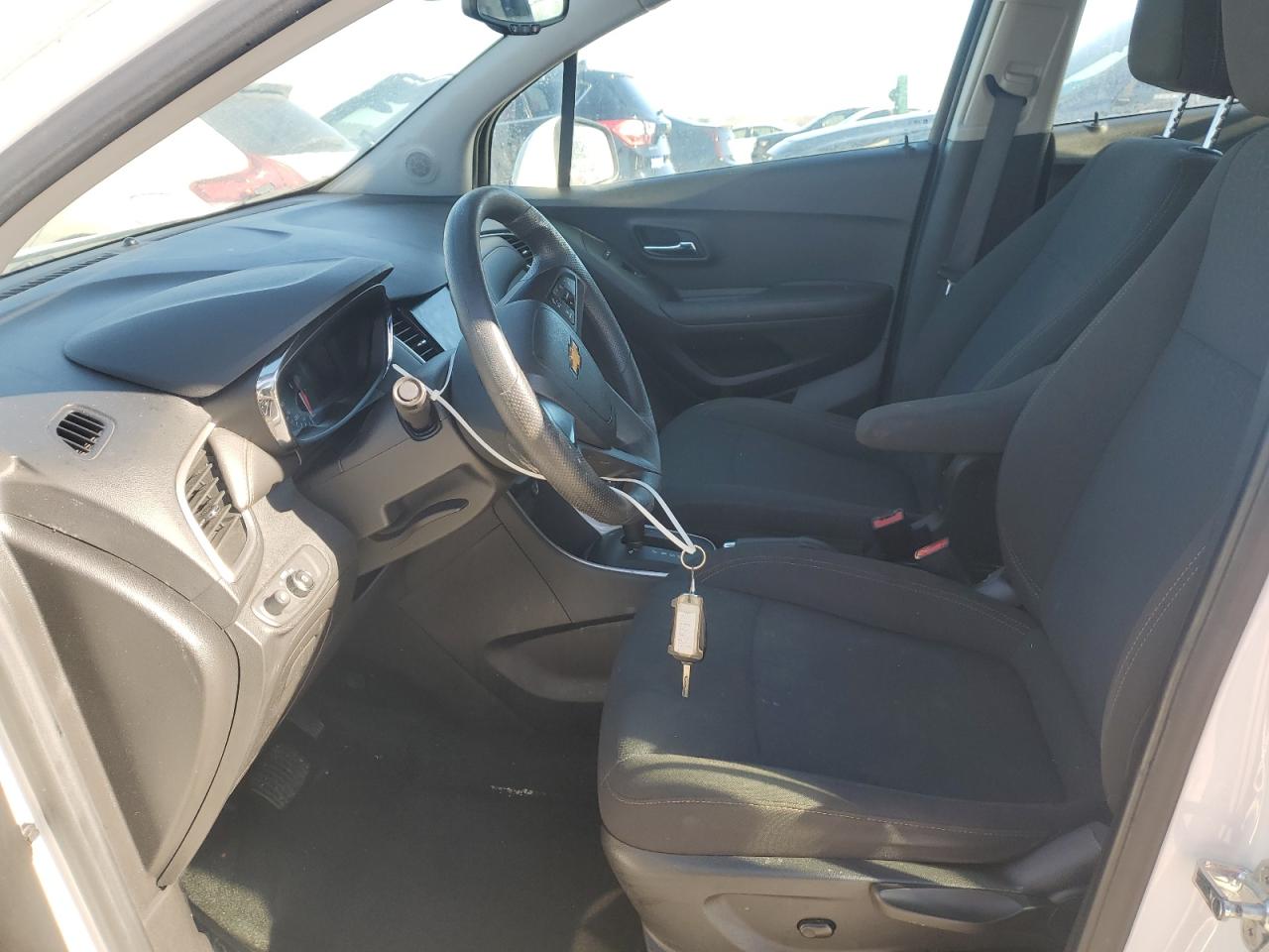 2020 Chevrolet Trax - Image 7