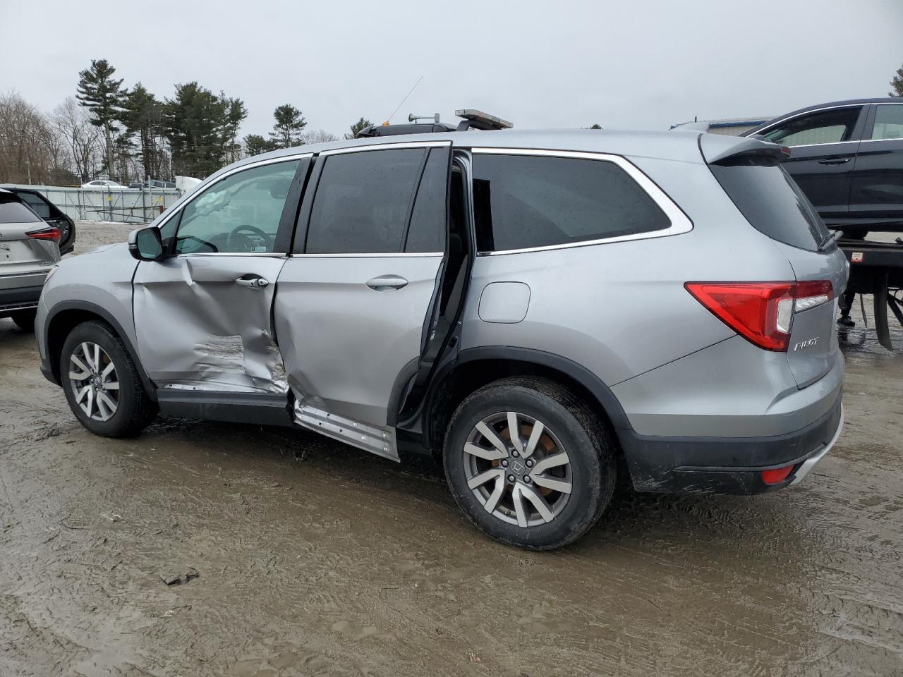 2020 Honda Pilot - Image 2