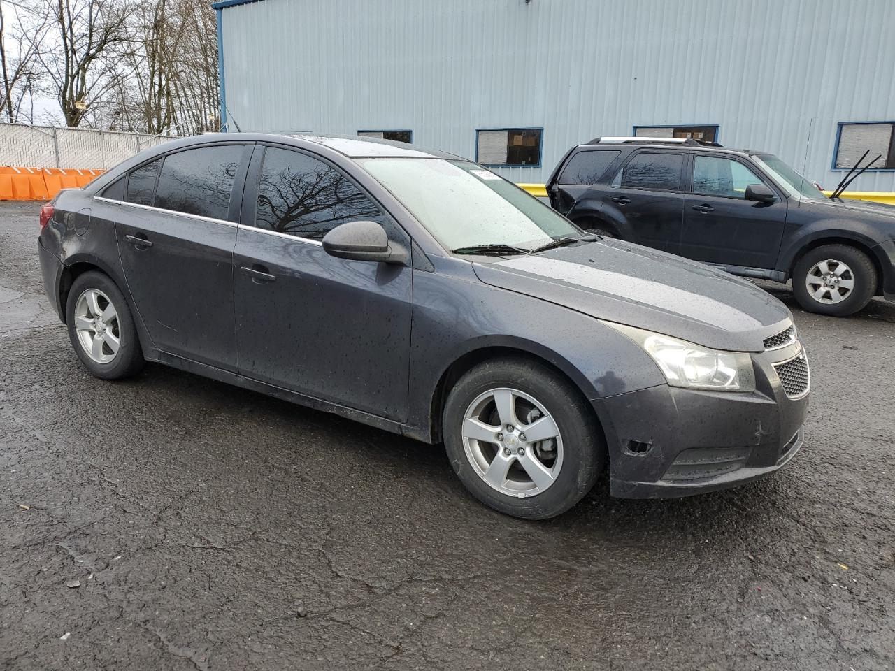 2014 Chevrolet Cruze - Image 4