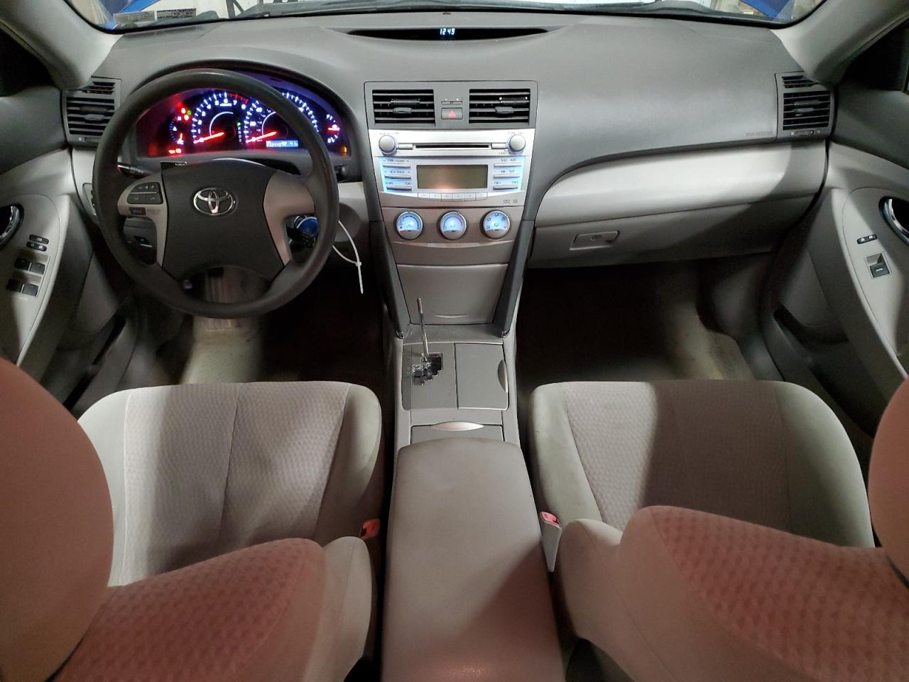 2011 Toyota Camry - Image 8