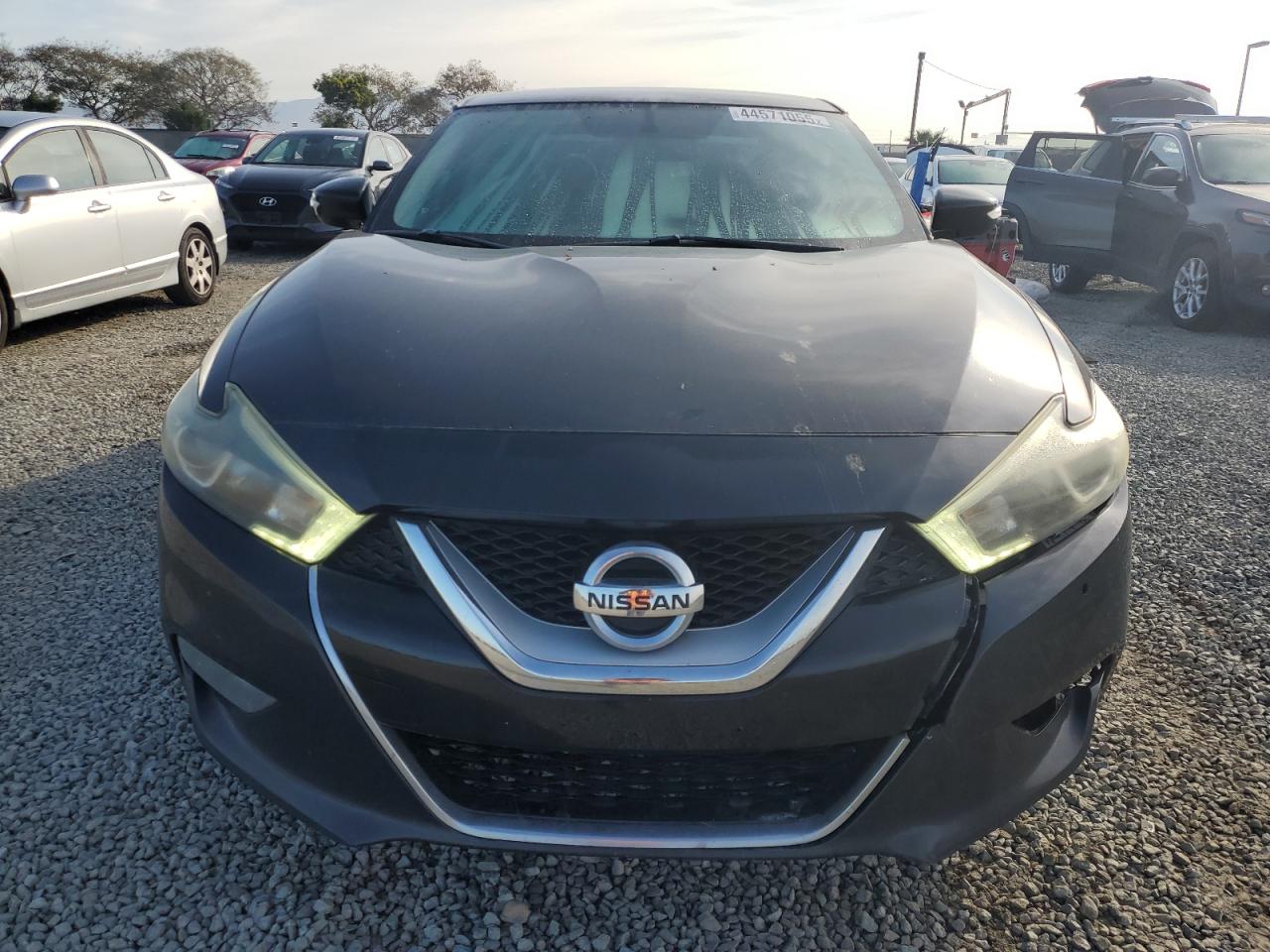 2016 Nissan Maxima - Image 5
