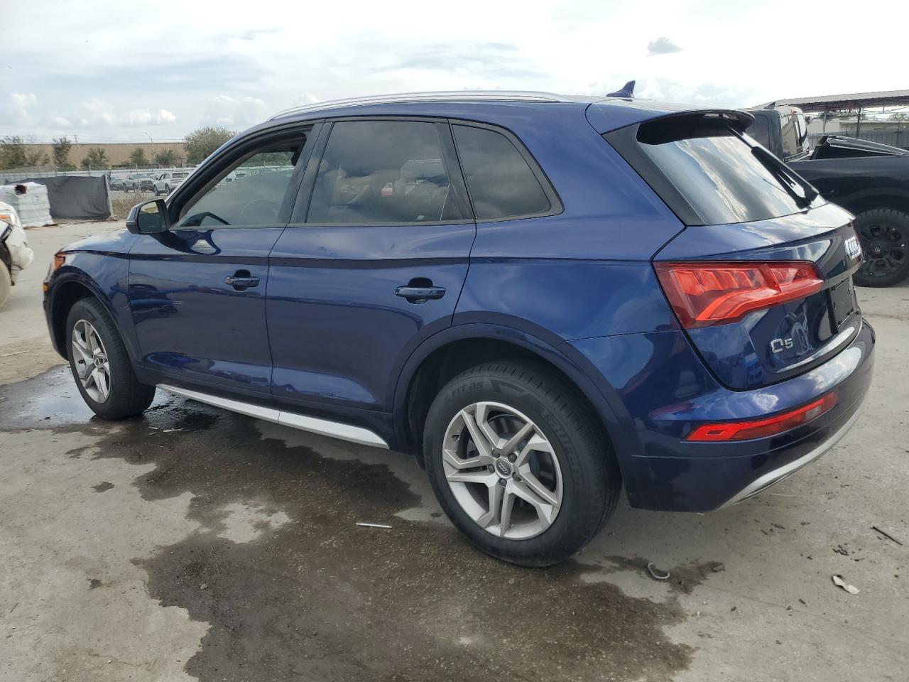 2018 Audi Q5 - Image 2