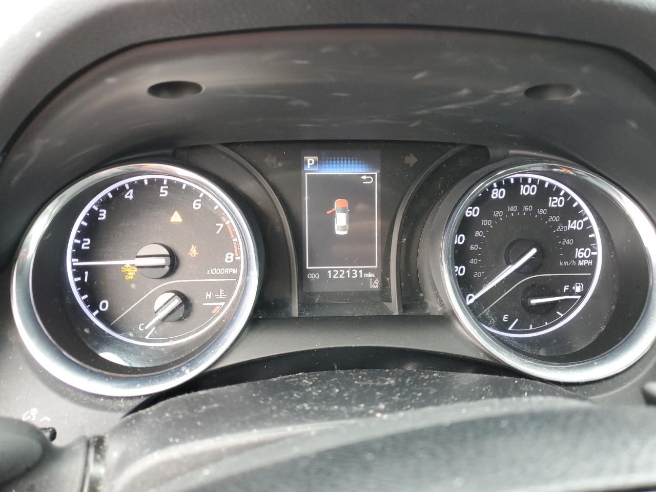 2020 Toyota Camry - Image 9