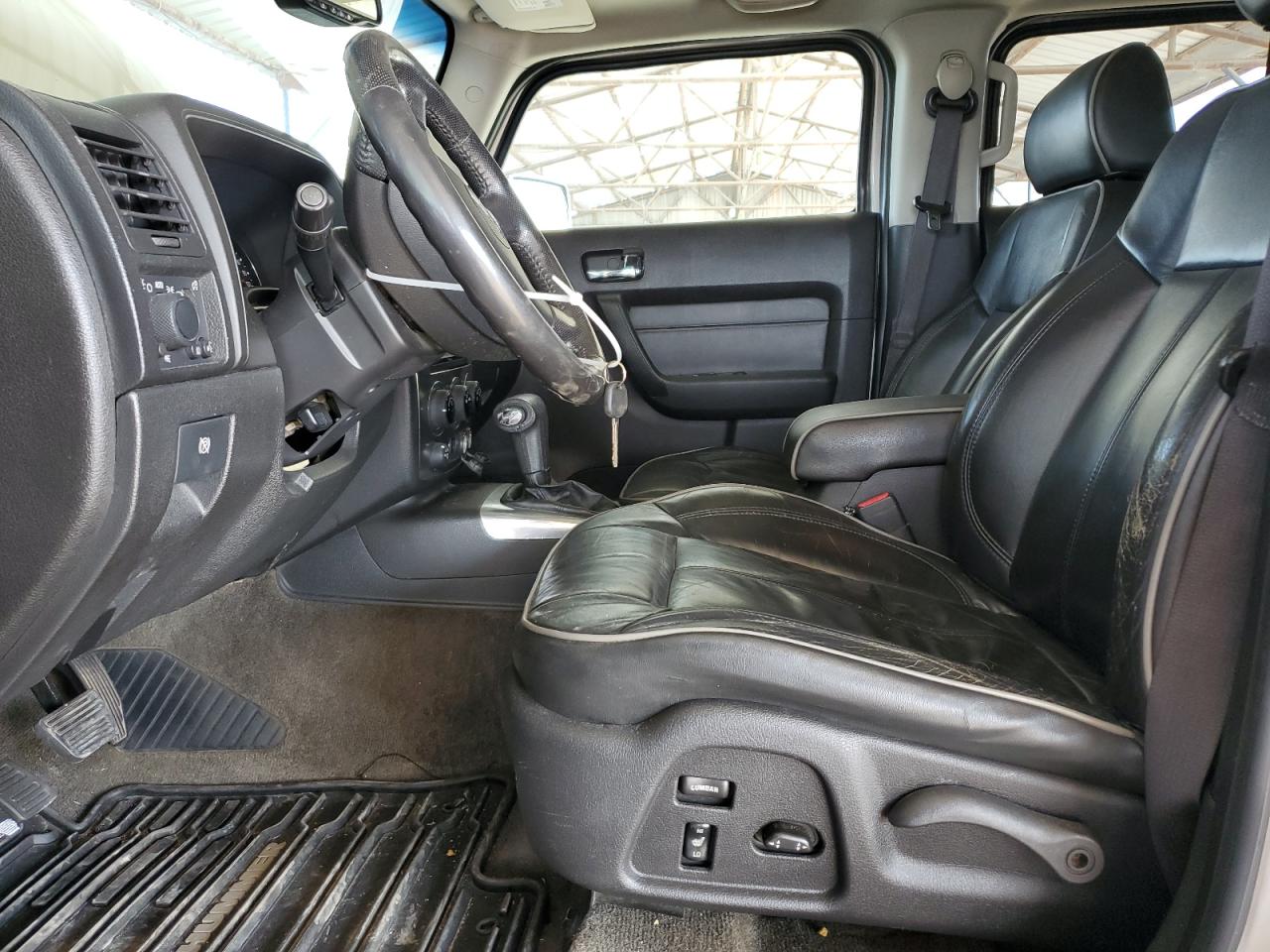 2006 Hummer H3 - Image 7