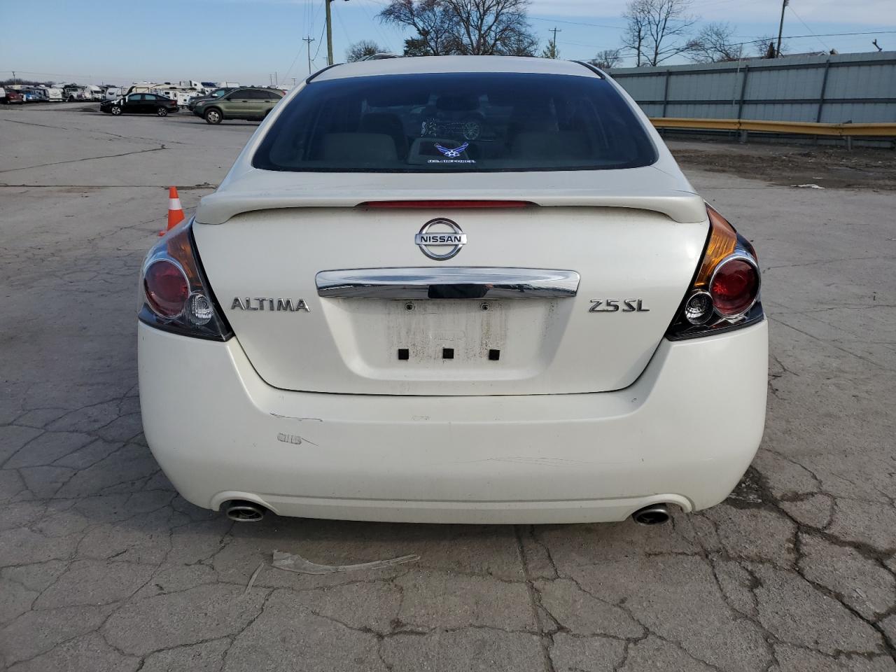 2010 Nissan Altima - Image 6