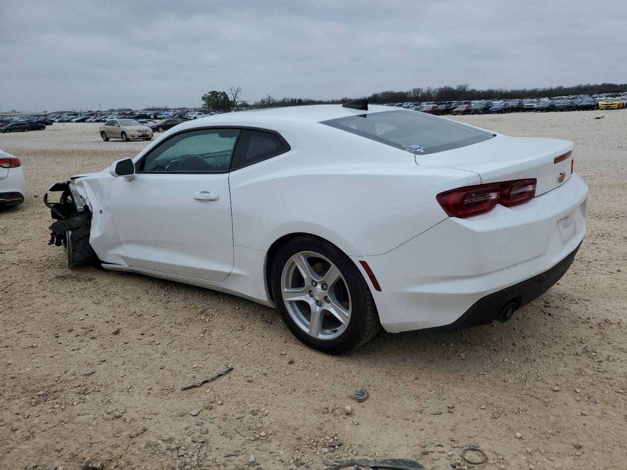 2022 Chevrolet Camaro - Image 2
