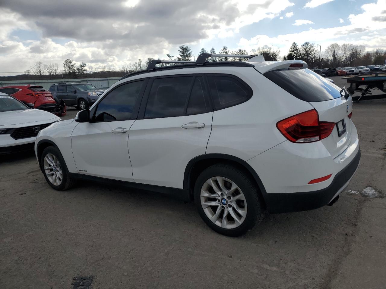 2015 BMW X1 - Image 2