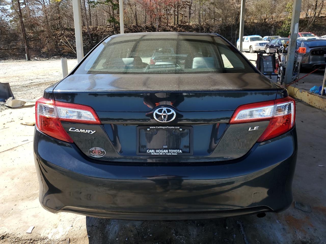 2014 Toyota Camry - Image 6