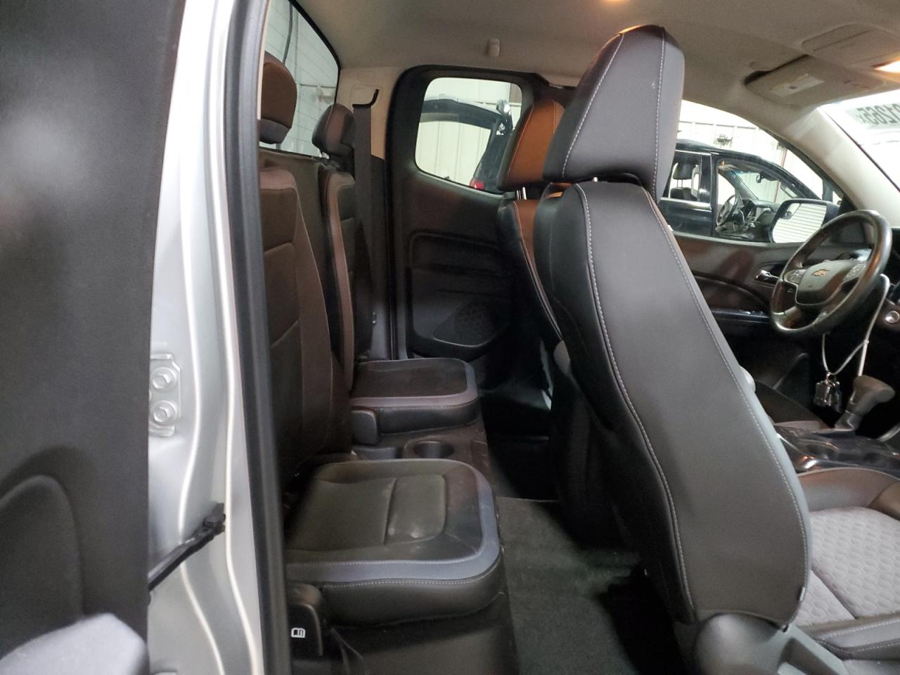 2015 Chevrolet Colorado - Image 10
