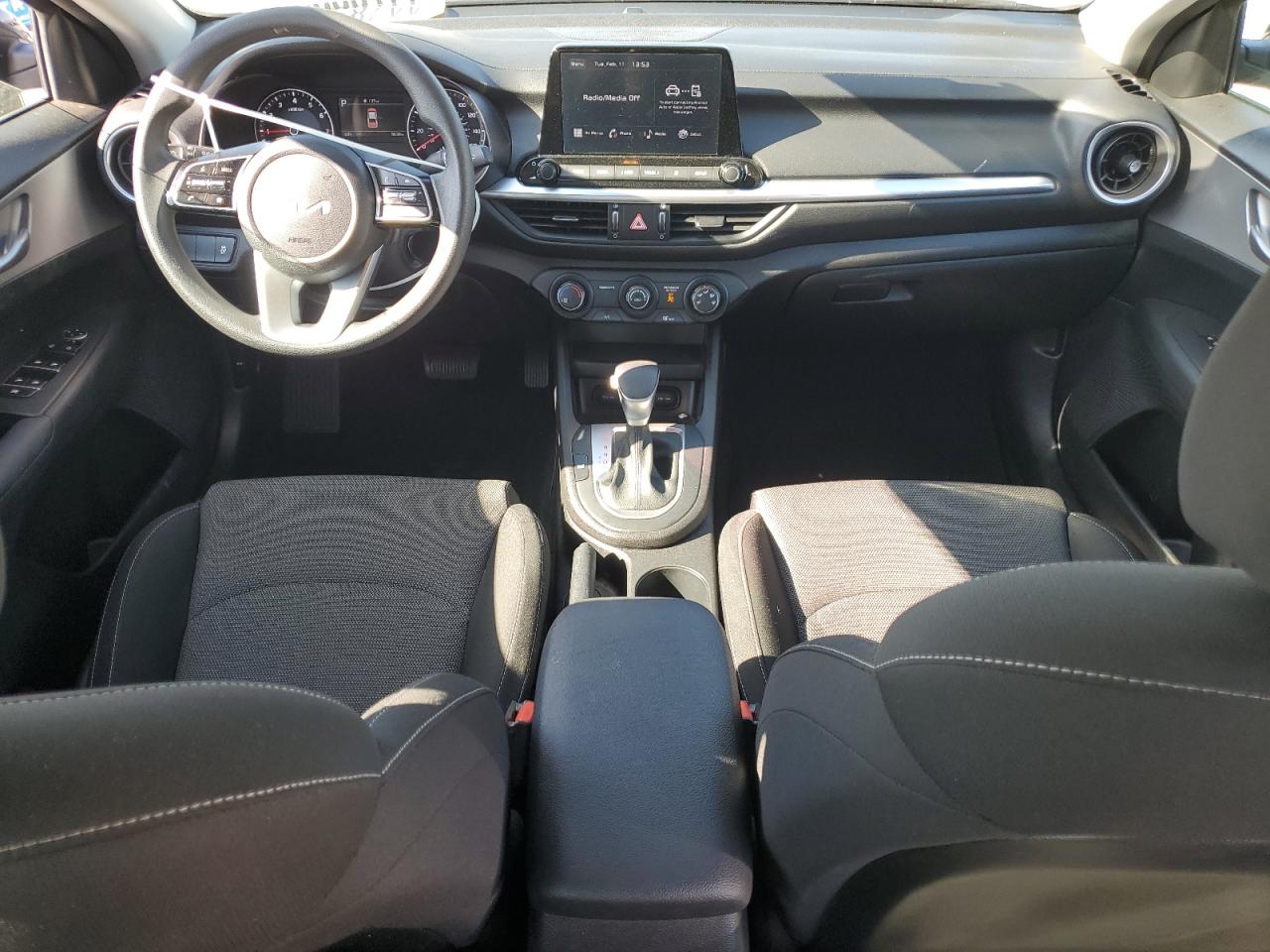 2022 Kia Forte - Image 8