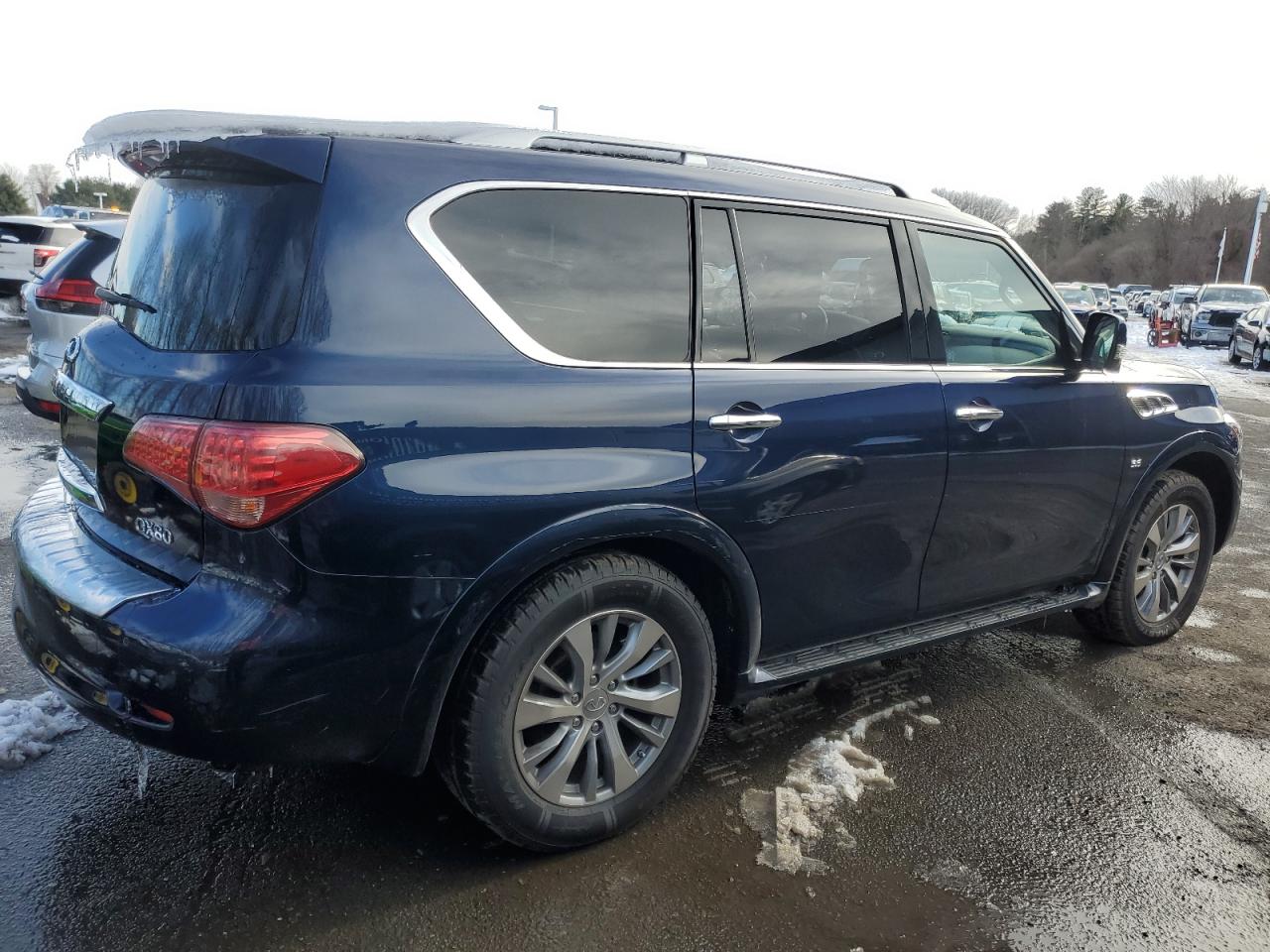 2017 Infiniti QX80 - Image 3
