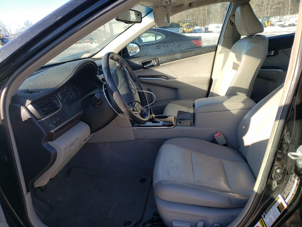 2012 Toyota Camry - Image 7