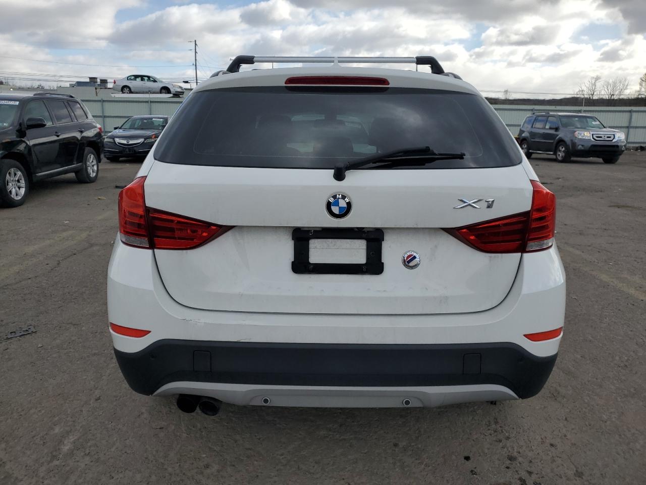 2015 BMW X1 - Image 6