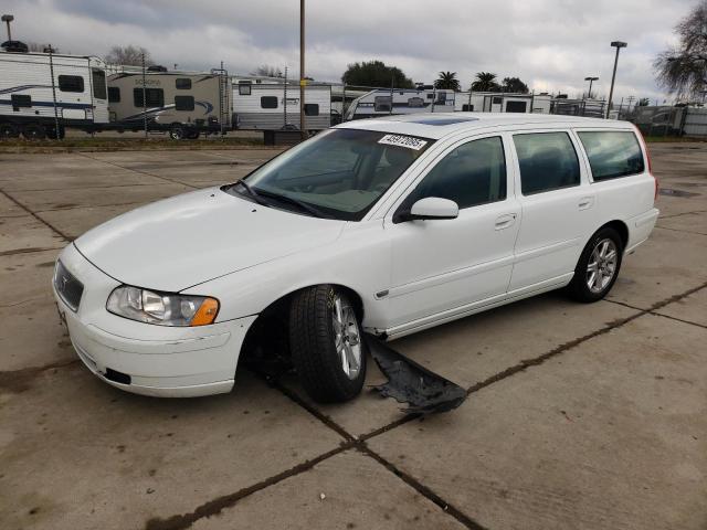 2005 Volvo V70 