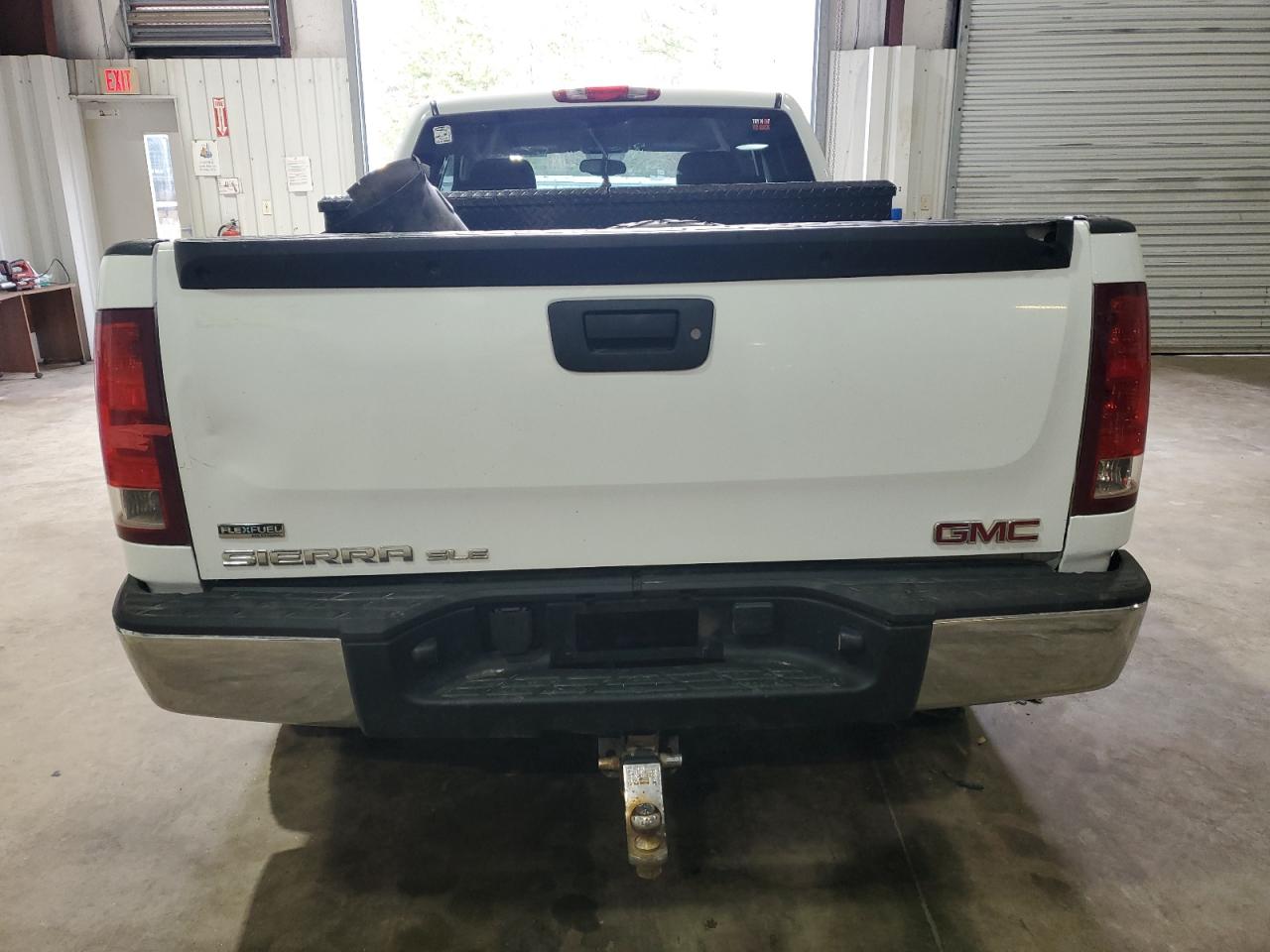 2011 GMC Sierra - Image 6
