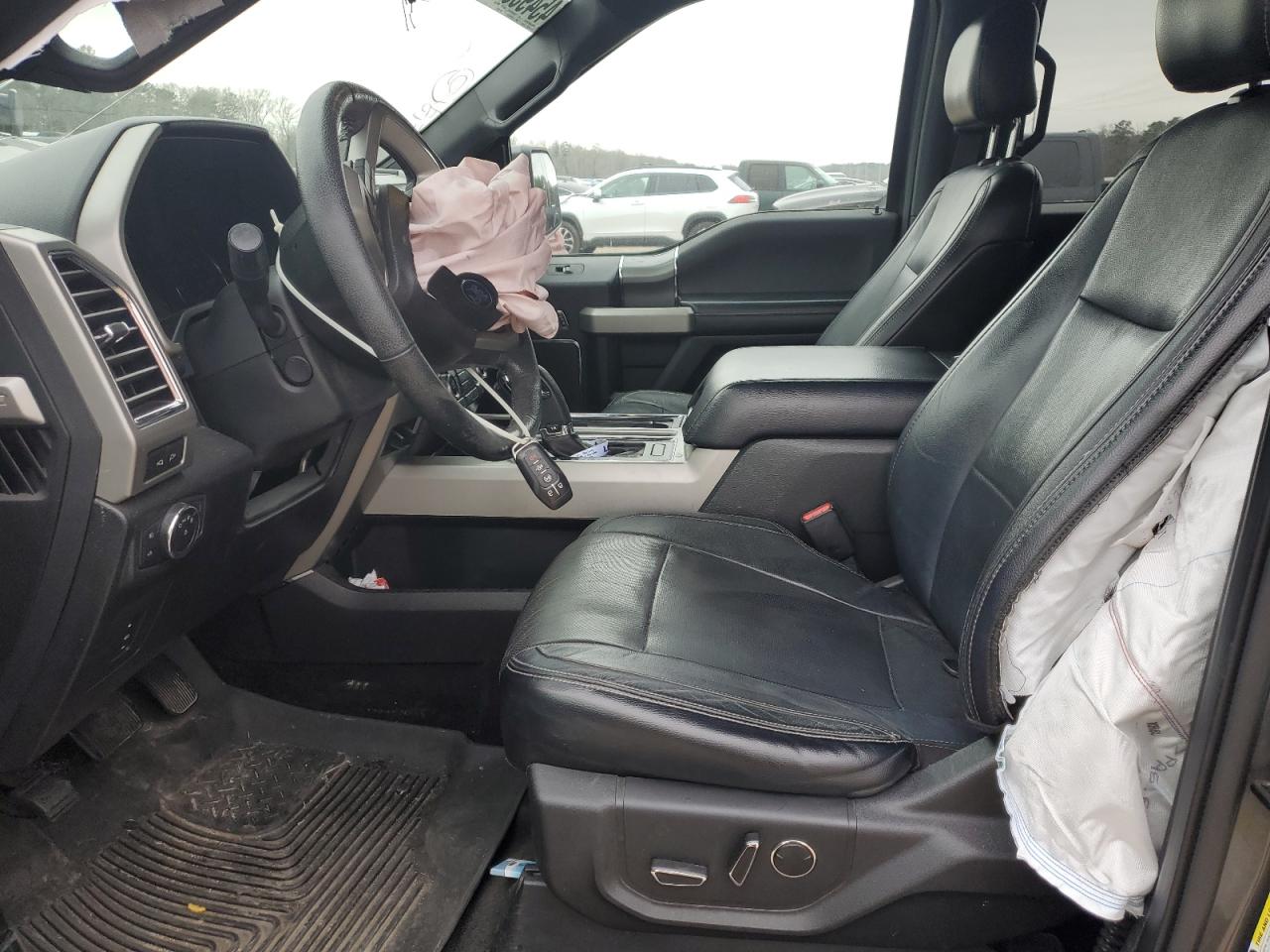 2015 Ford F-150 - Image 7