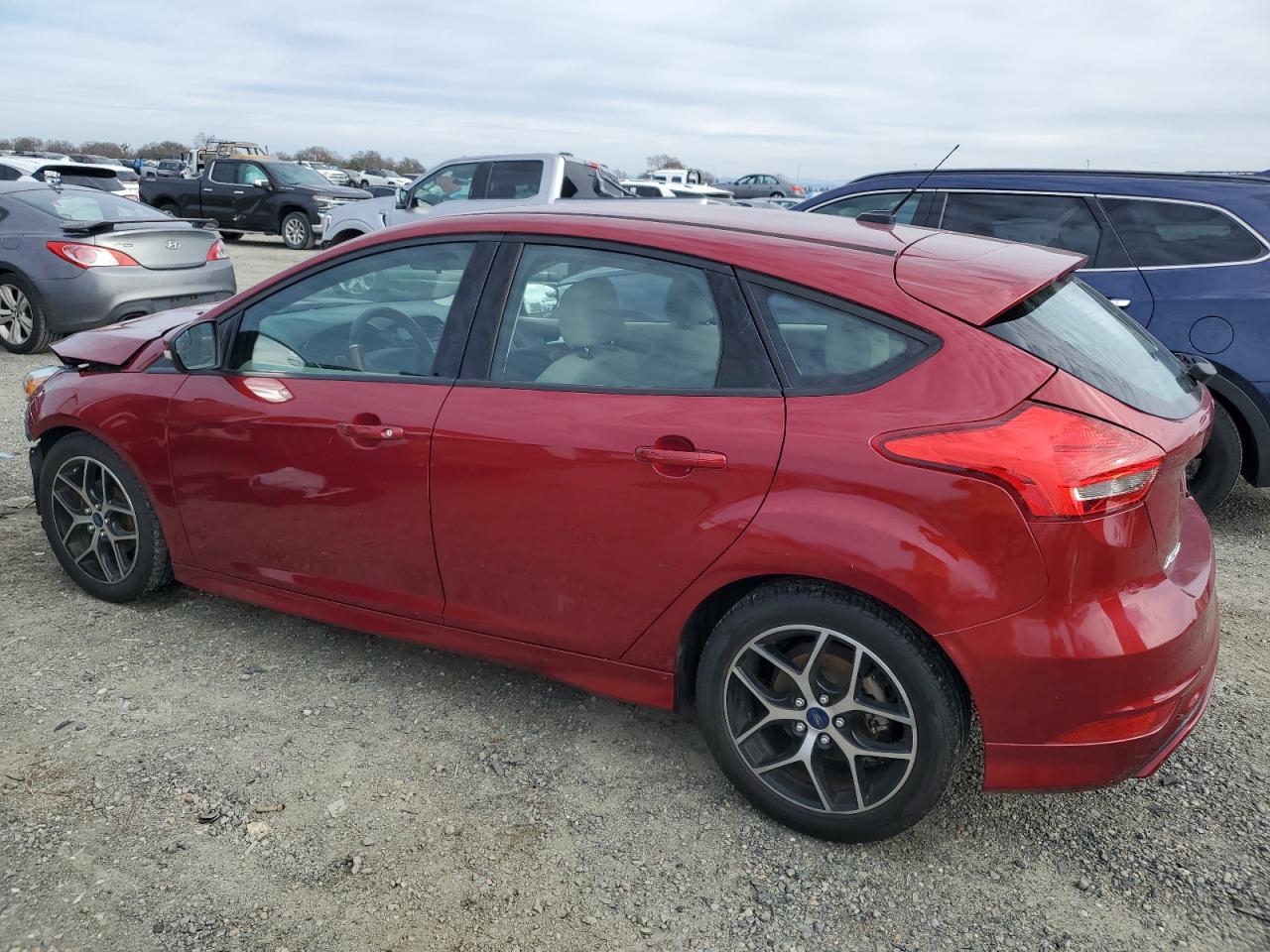 2015 Ford Focus - Image 2