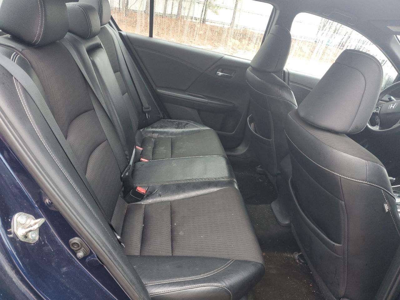 2016 Honda Accord - Image 11