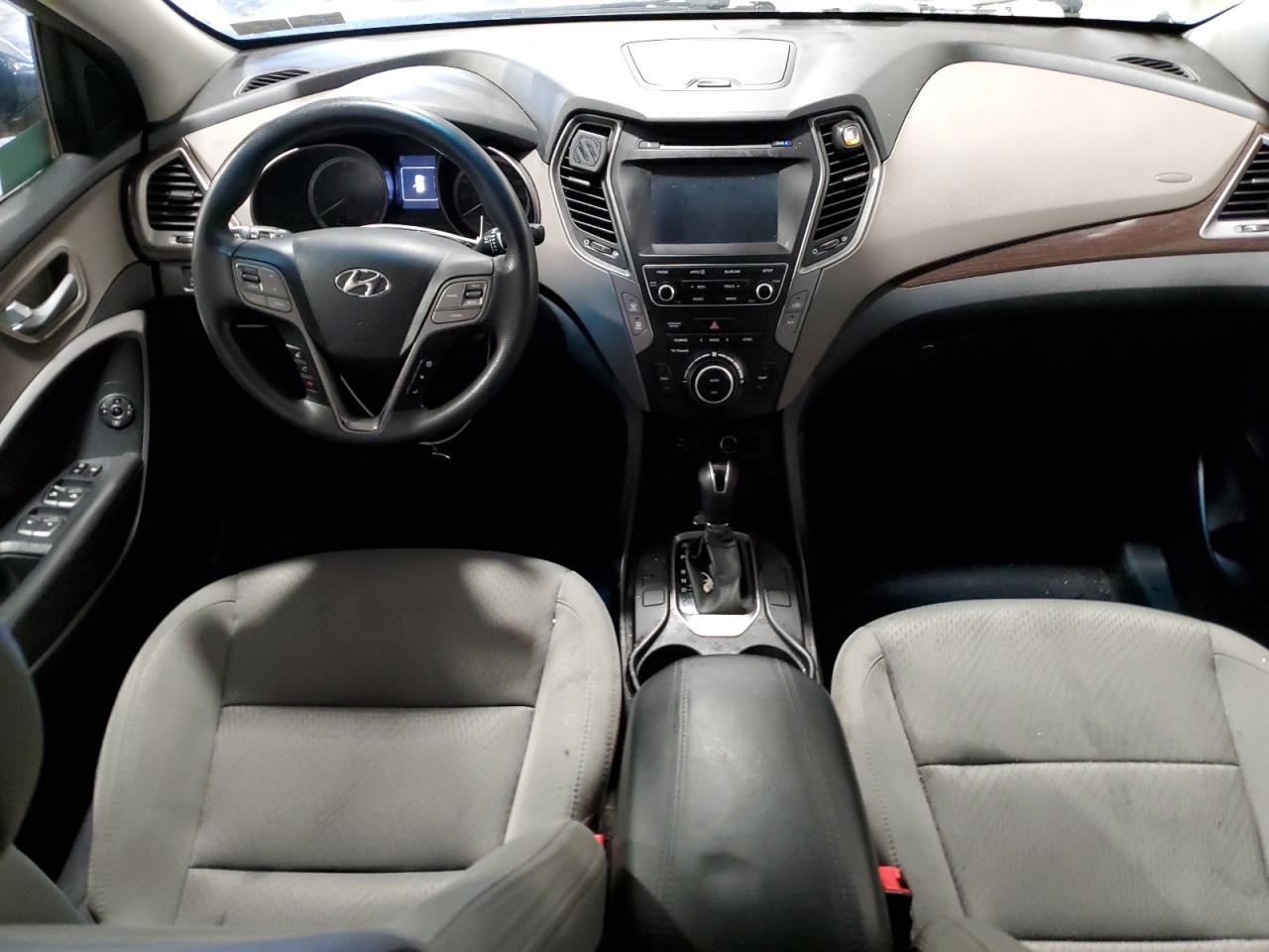 2017 Hyundai Santa Fe - Image 8
