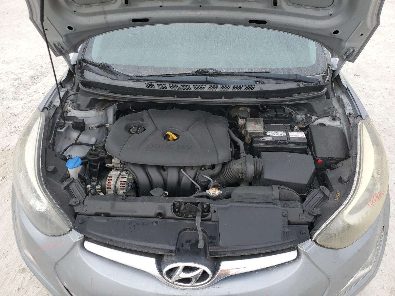 2015 Hyundai Elantra - Image 11