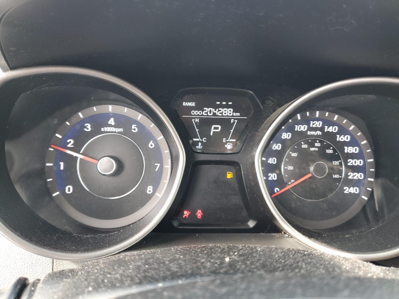 2012 Hyundai Elantra - Image 9