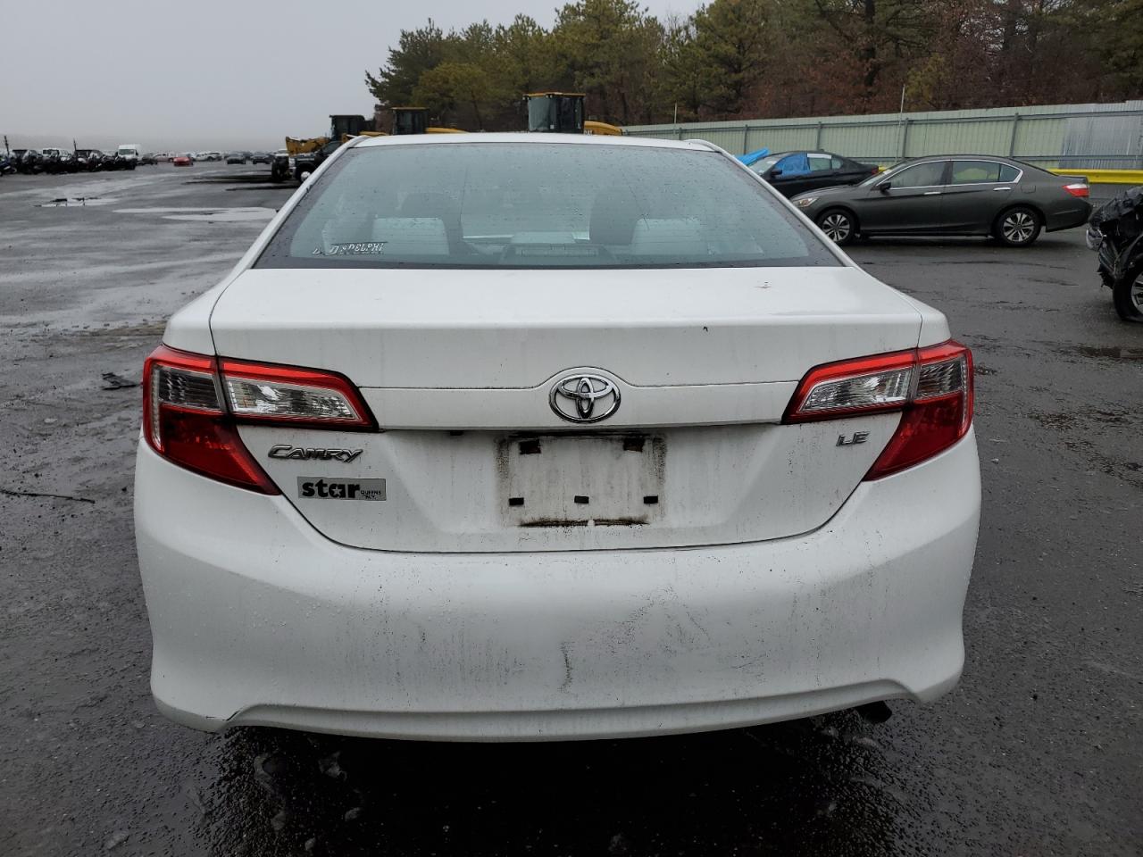 2014 Toyota Camry - Image 6