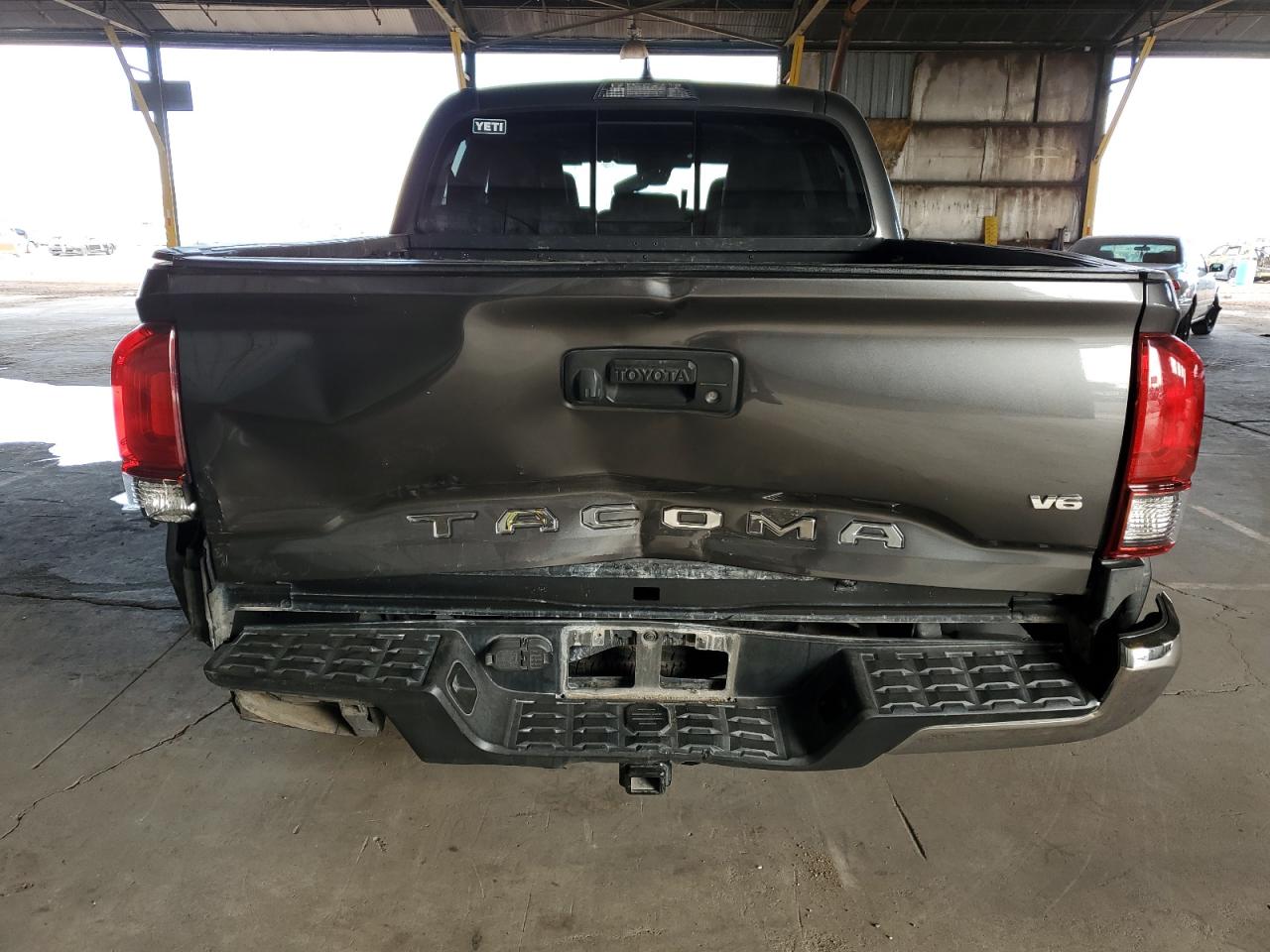 2018 Toyota Tacoma - Image 6