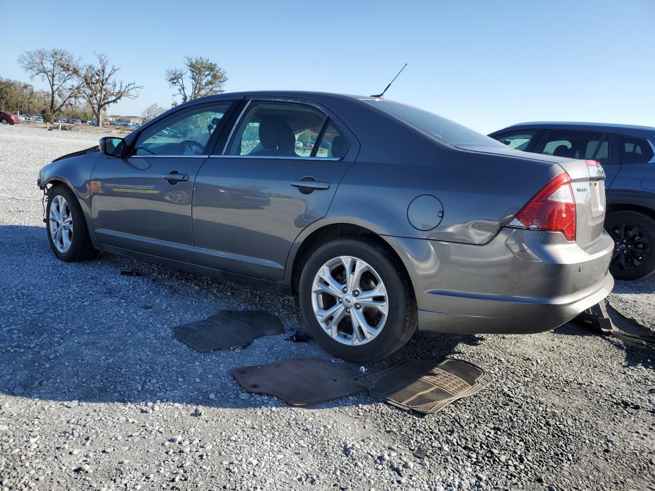 2012 Ford Fusion - Image 2