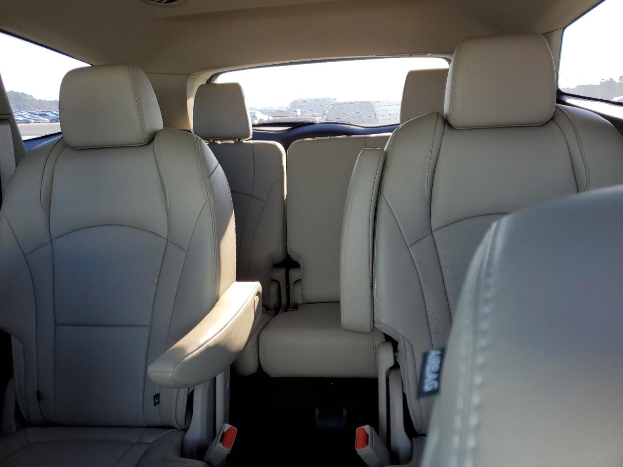 2019 Buick Enclave - Image 10